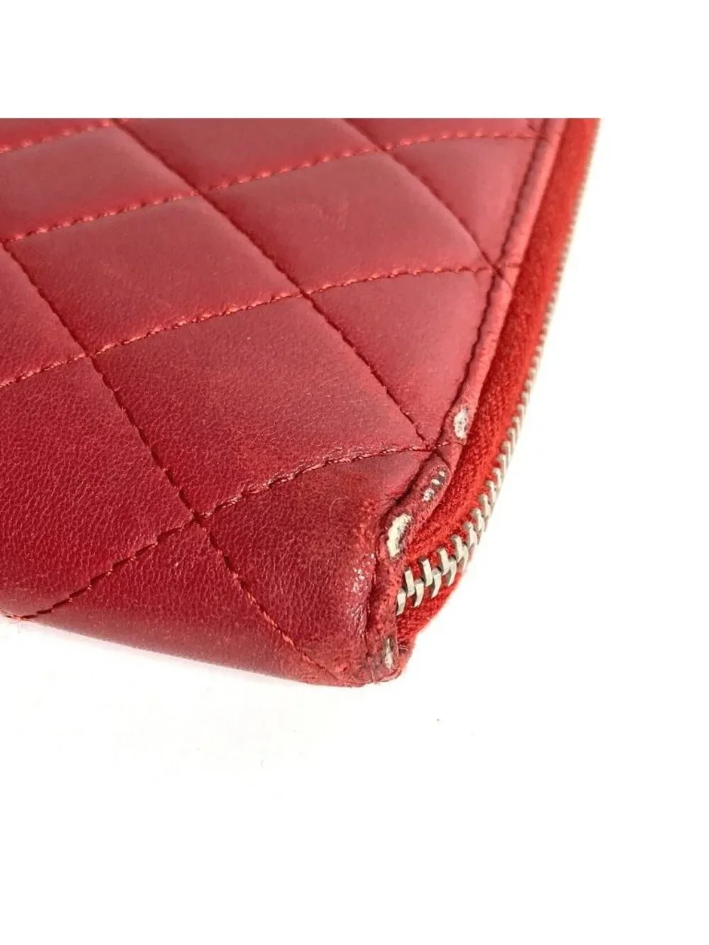 Chanel Ipad Case CC Logo Quilted Lambskin Red - Picture 5 of 9